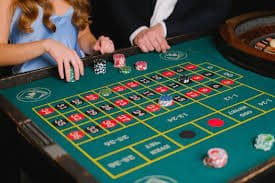 jili555 live casino lobby showing baccarat and roulette table options